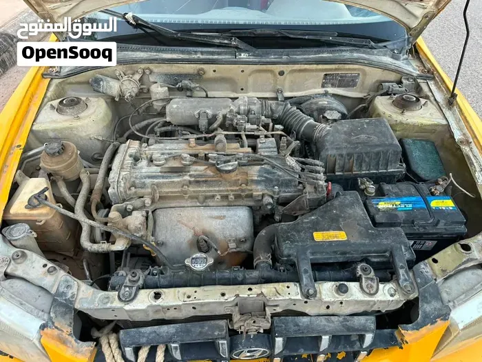 Hyundai Verna 2002 photo 4
