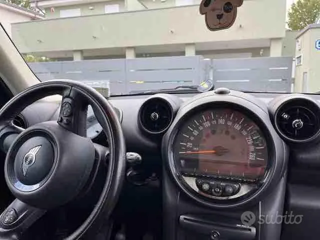 Mini Countryman 2016 photo 3