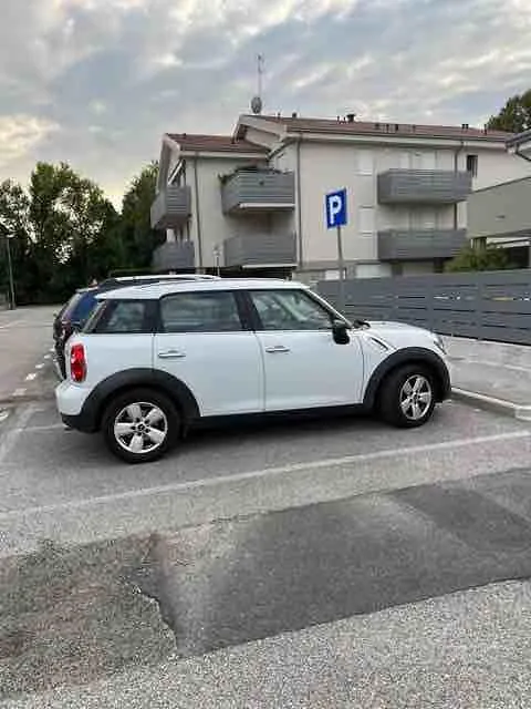 Mini Countryman 2016 photo 2