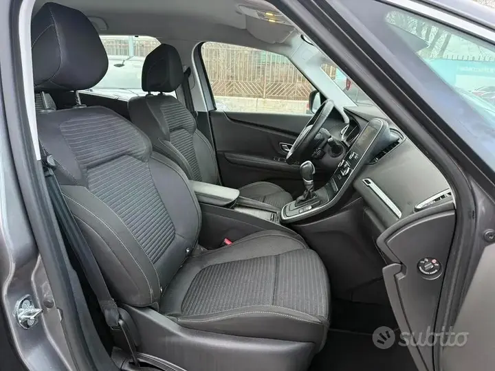 Renault Grand Scenic 2019 photo 4