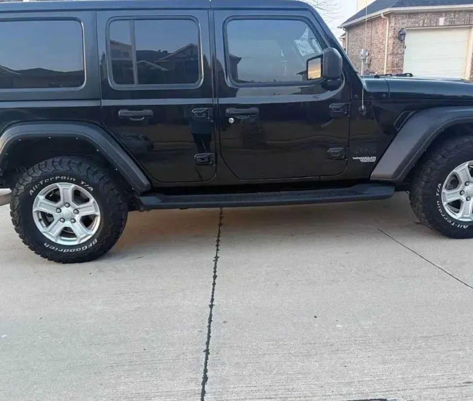 Jeep Wrangler Unlimited 2024 photo 2