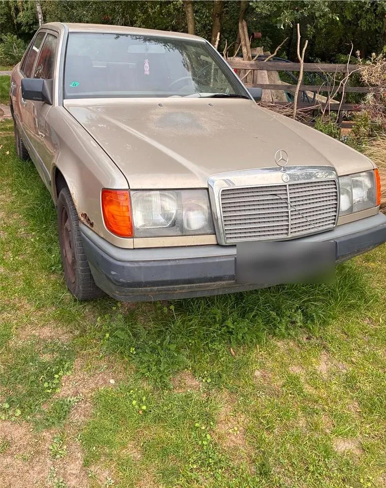 Mercedes-Benz W124