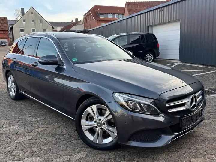 Mercedes-Benz C 220 D