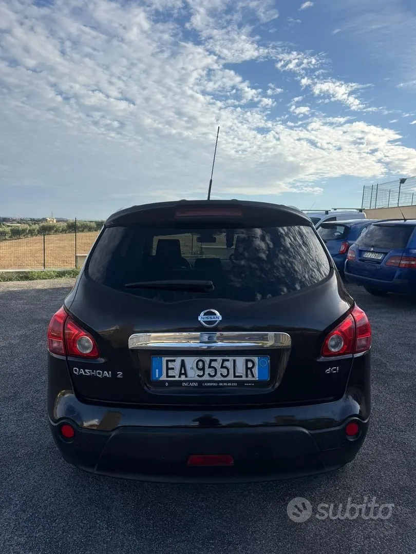 Nissan Qashqai 2010 photo 4