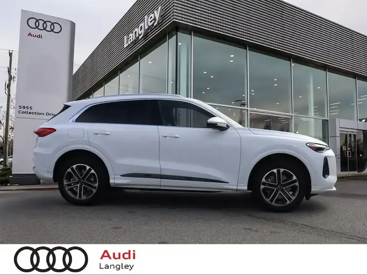 Audi Q5 2025 photo 3