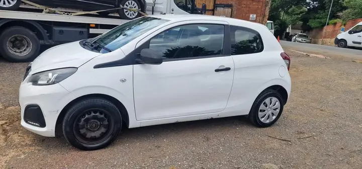 Peugeot 108 2016 photo 4