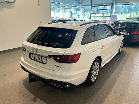 Audi A4 2022 photo 4