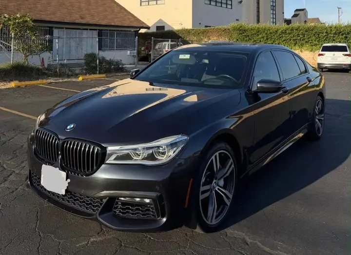 BMW 7 Series 2016 photo 3