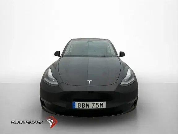 Tesla Model Y 2025 photo 3