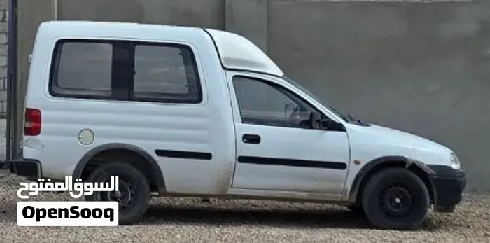 Opel Campo