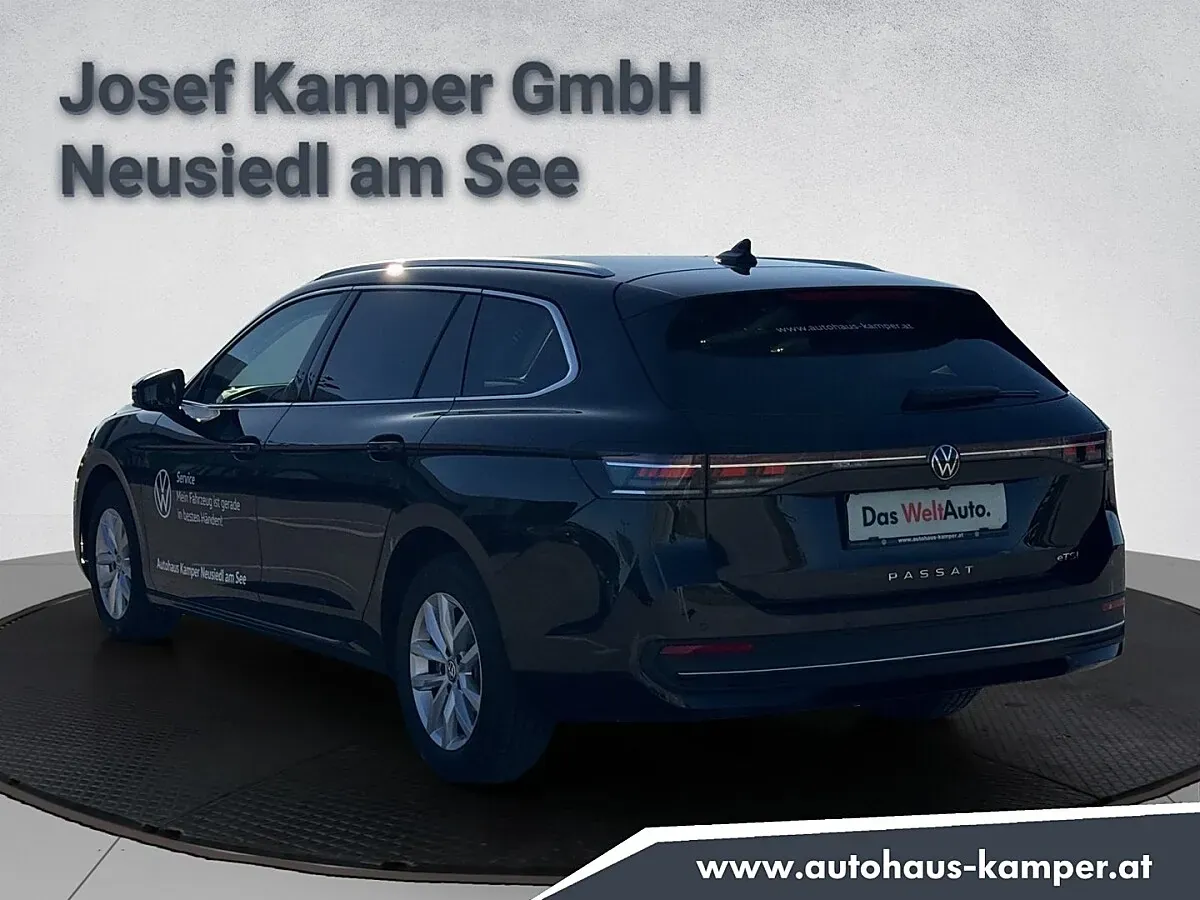 Volkswagen Passat 2025 photo 3