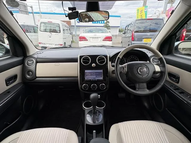 Mitsubishi Berisia 2012 photo 4