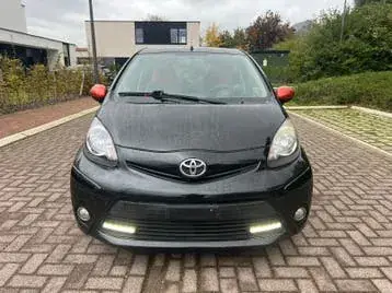 Toyota Aygo 2012 photo 2