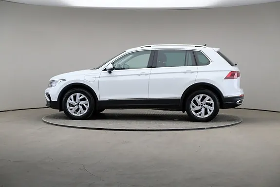 Volkswagen Tiguan 2024 photo 4