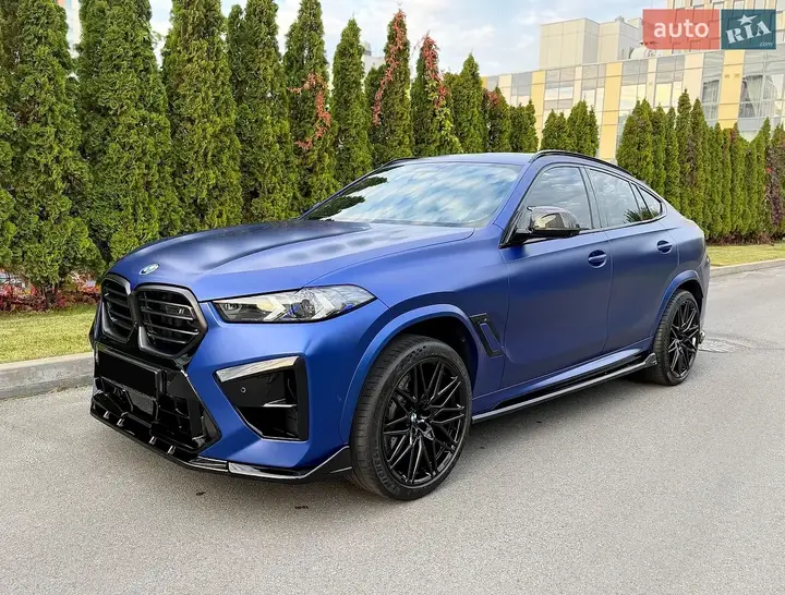 BMW X6 M 2022 photo 2