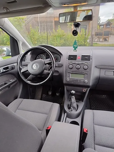 Volkswagen Touran 2006 photo 3