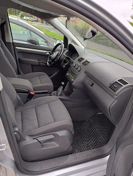 Volkswagen Touran 2006 photo 4
