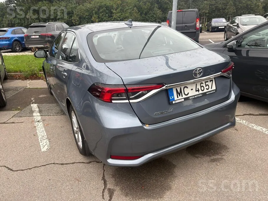 Toyota Corolla 2004 photo 3
