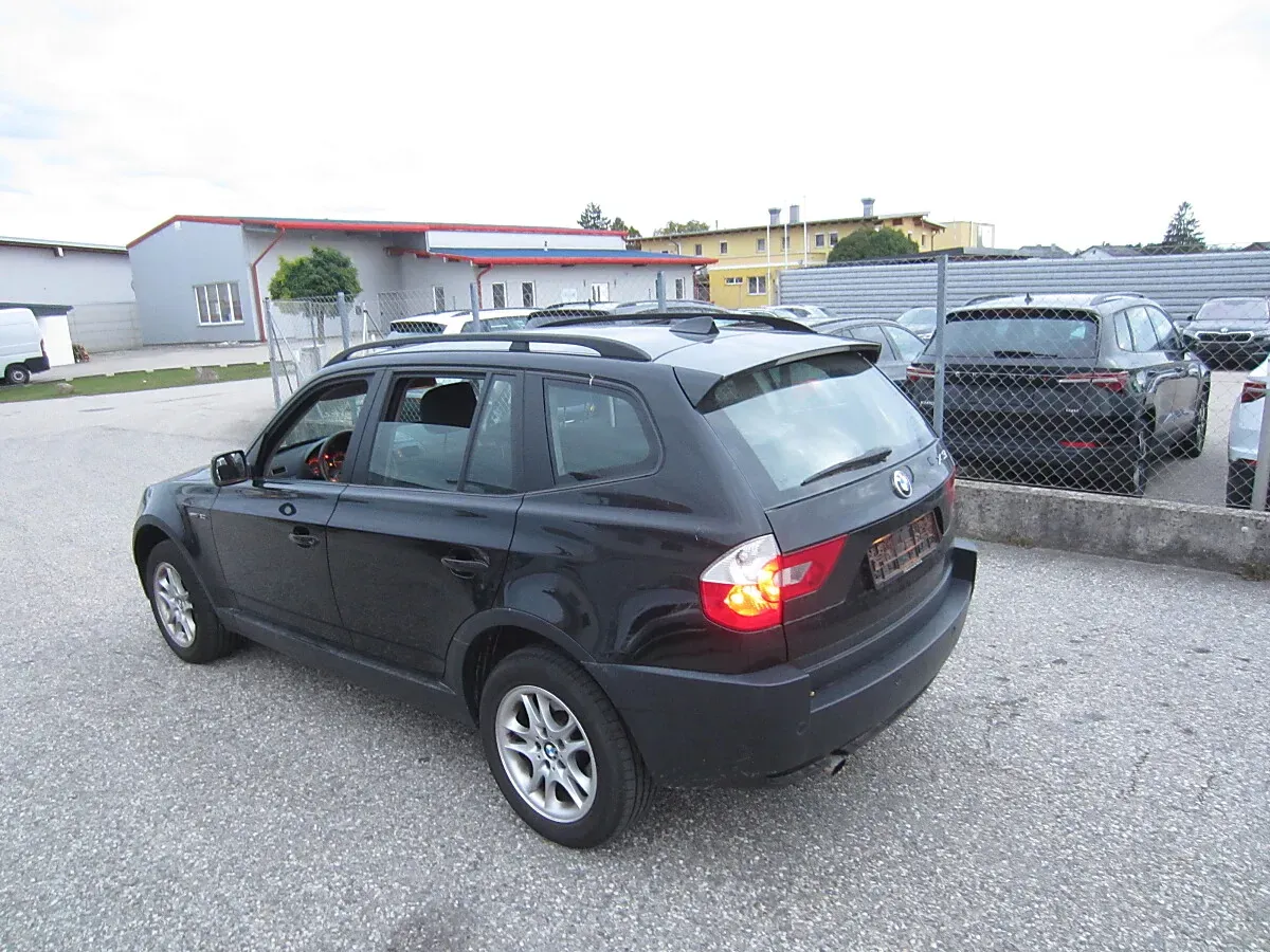 BMW X3 2006 photo 2