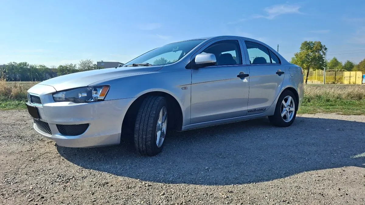 Mitsubishi Lancer 2014 photo 3
