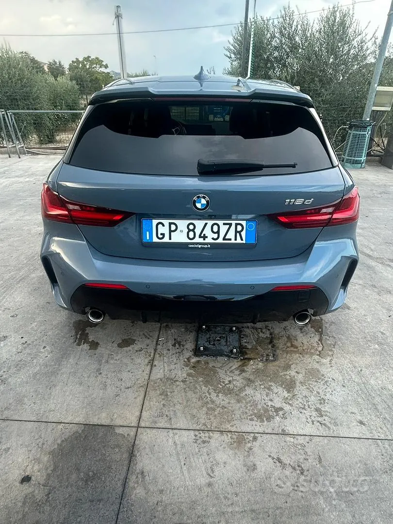 BMW 1 Series 2023 photo 3