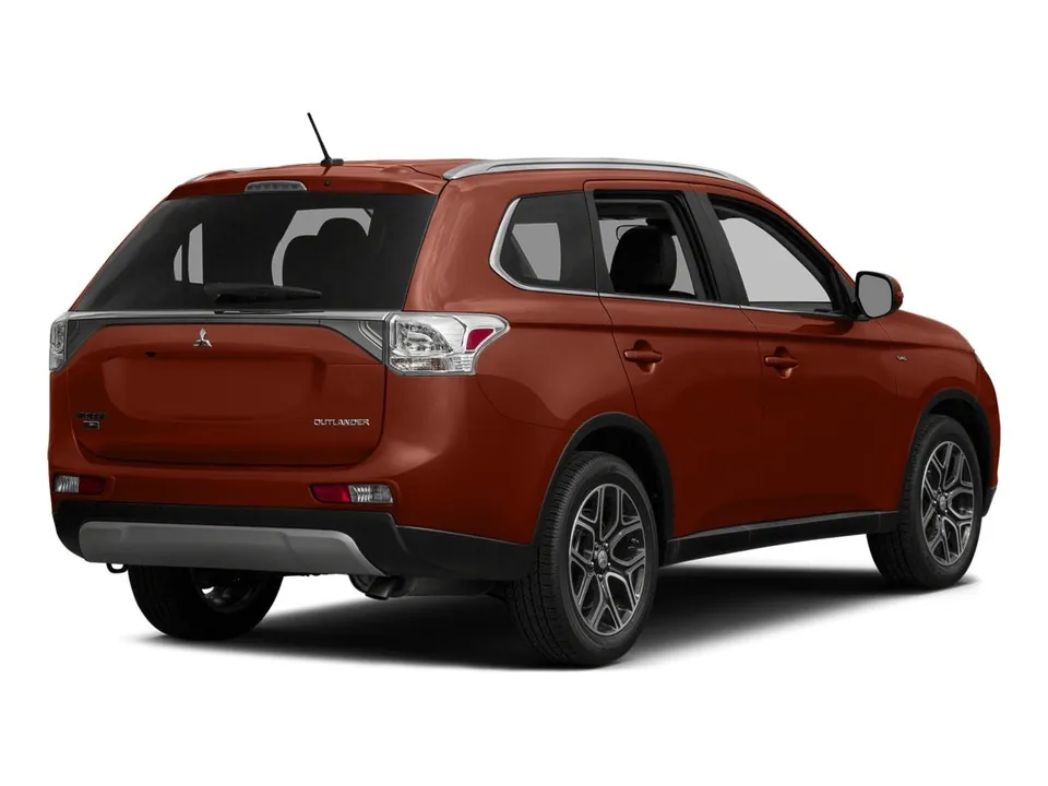 Mitsubishi Outlander 2015 photo 2
