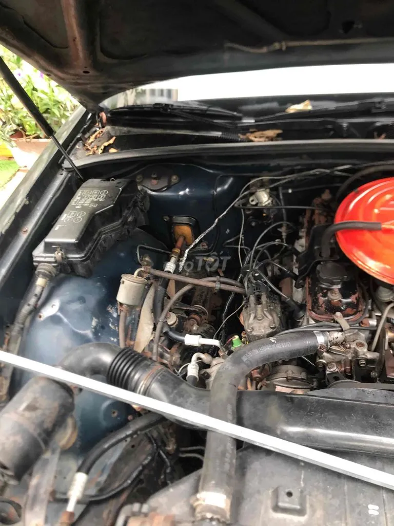 Toyota Crown 1990 photo 2