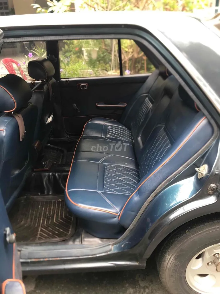 Toyota Crown 1990 photo 5