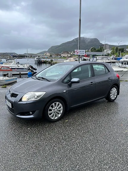 Toyota Auris 2007 photo 3
