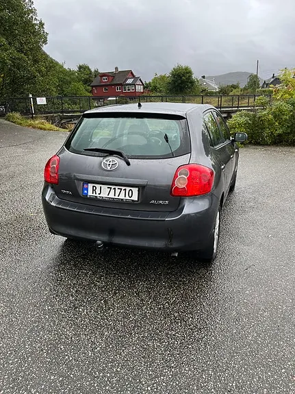 Toyota Auris 2007 photo 4