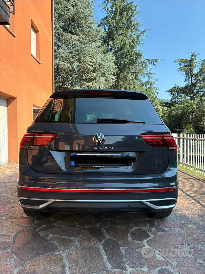 Volkswagen Tiguan 2022 photo 3
