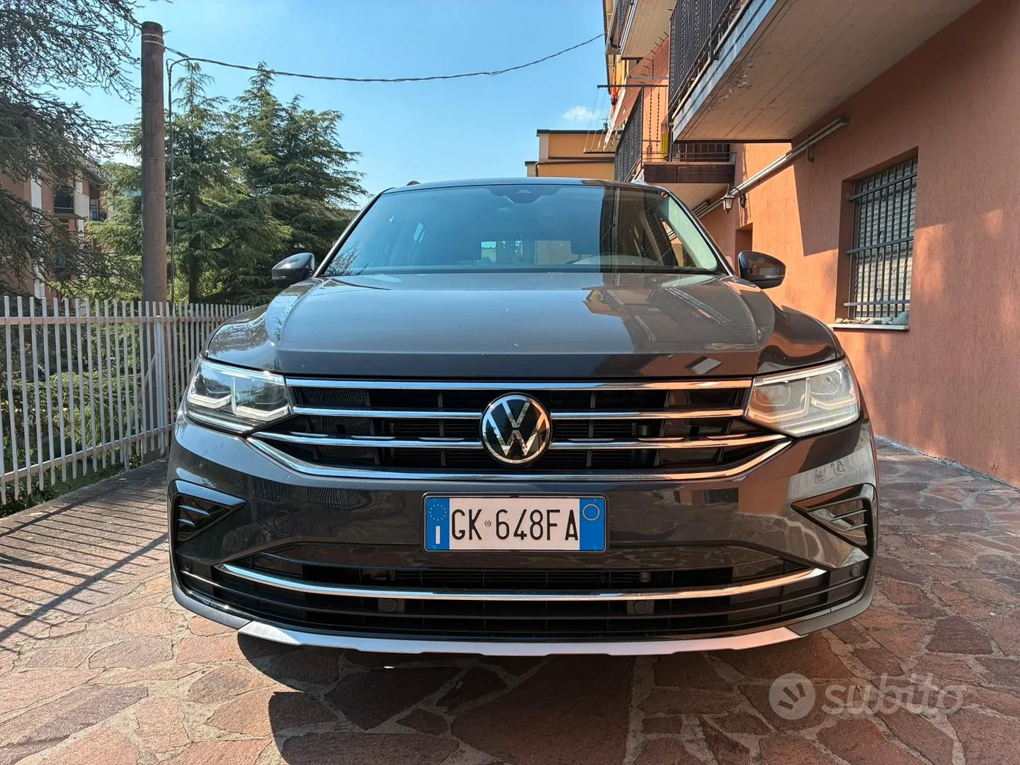 Volkswagen Tiguan 2022 photo 2