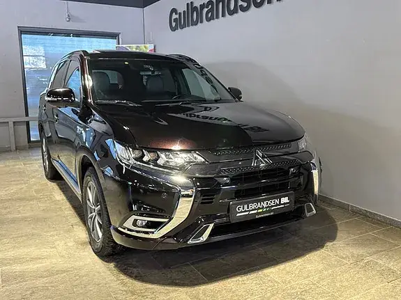 Mitsubishi Outlander 2020 photo 2