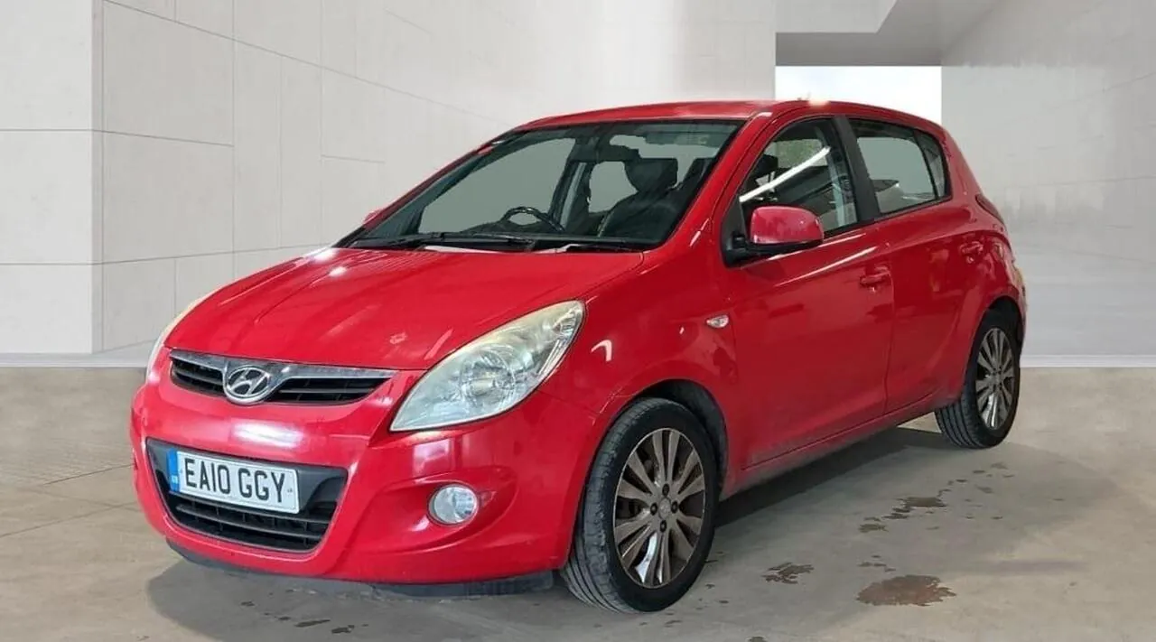 Hyundai I20 2010 photo 2