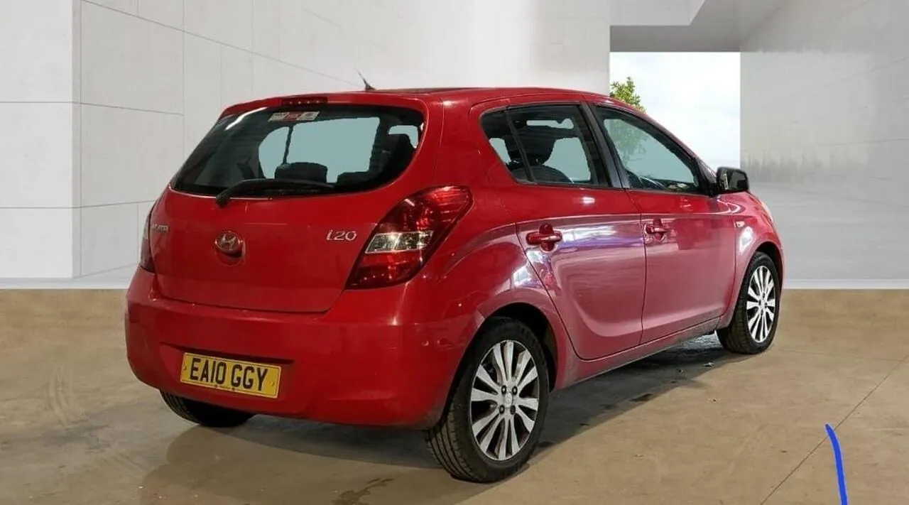 Hyundai I20 2010 photo 5