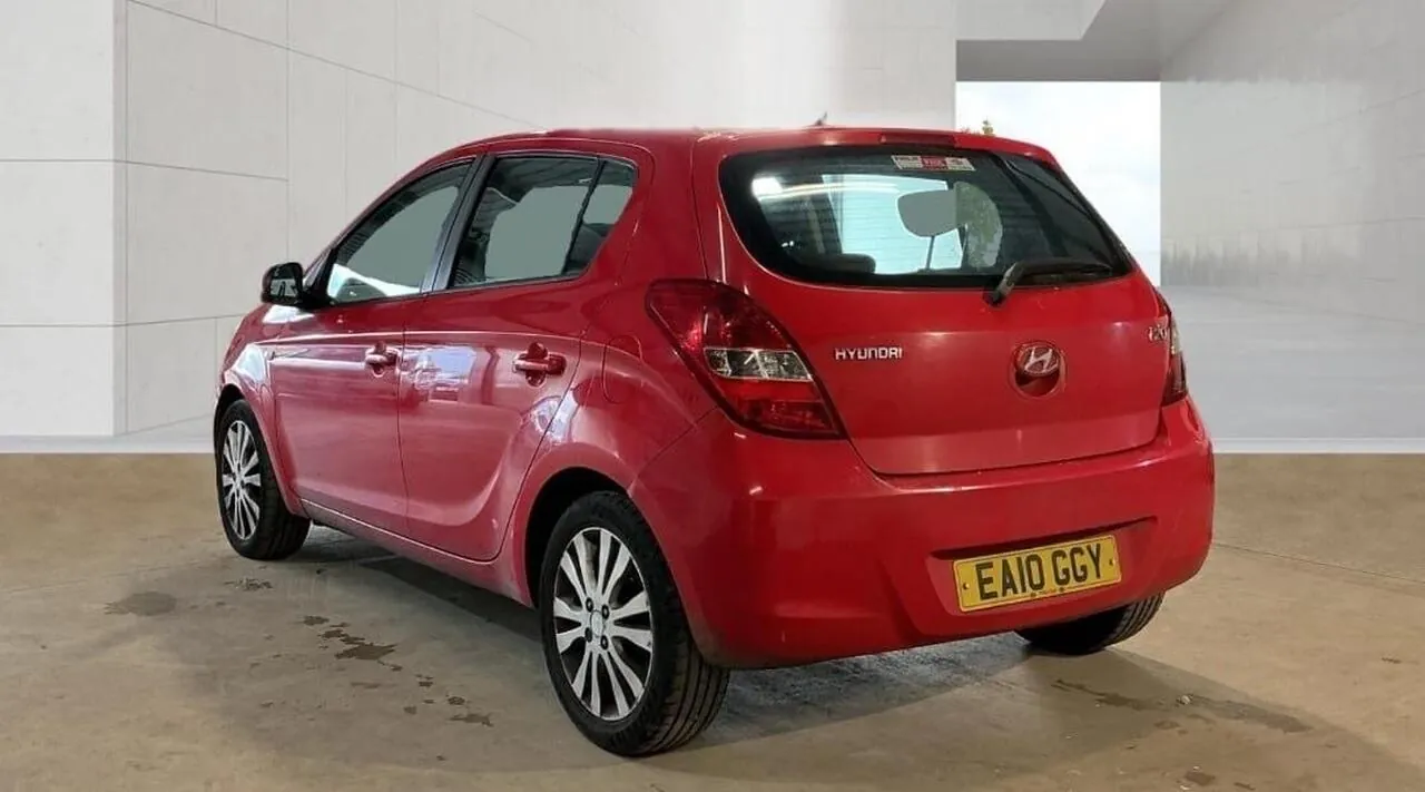 Hyundai I20 2010 photo 3