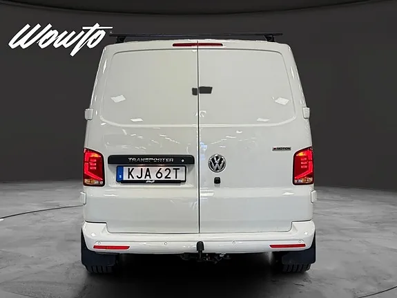 Volkswagen Transporter 2024 photo 5