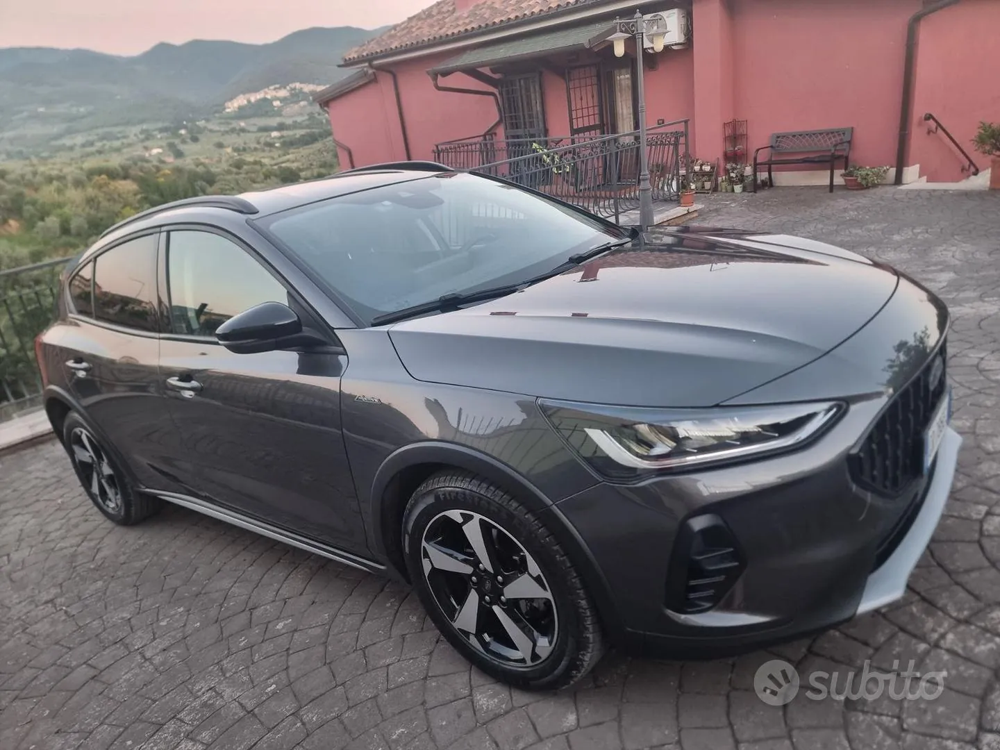 Ford Focus 2023 photo 4