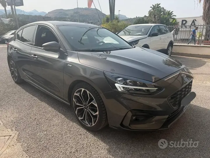 Ford Focus 2020 photo 2