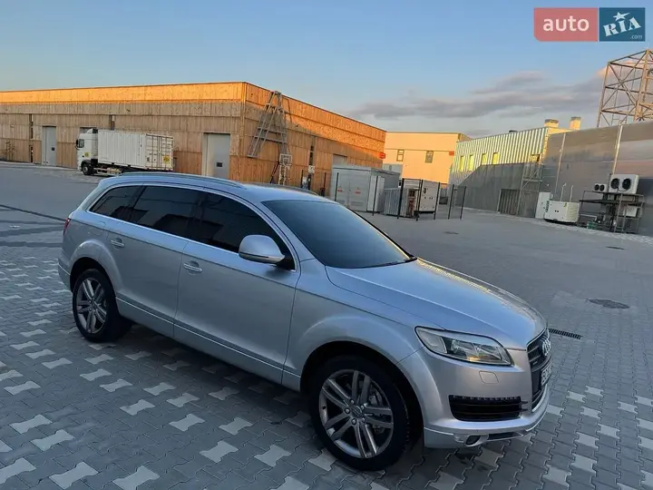 Audi Q7 2007 photo 5