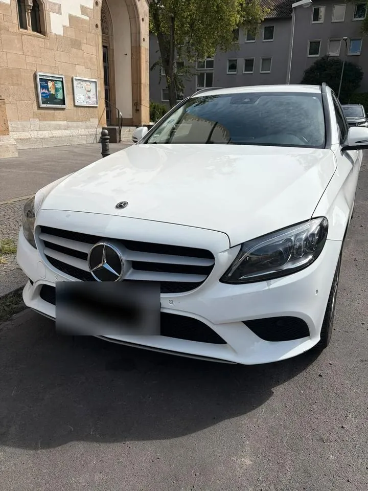 Mercedes-Benz C 220