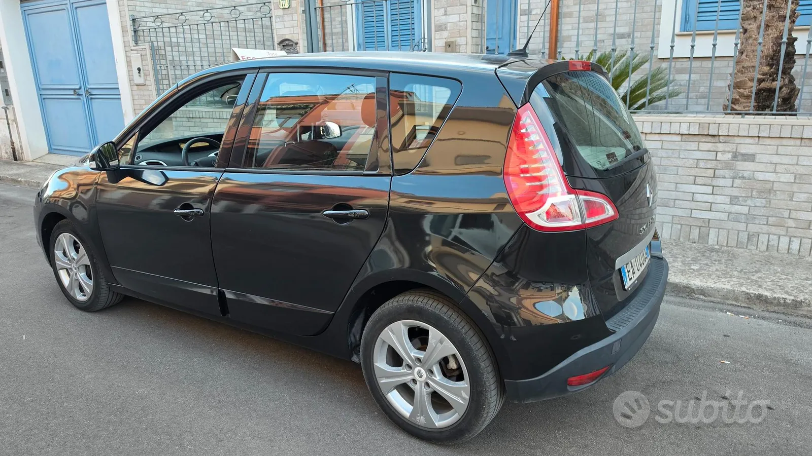 Renault Scenic 2010 photo 4