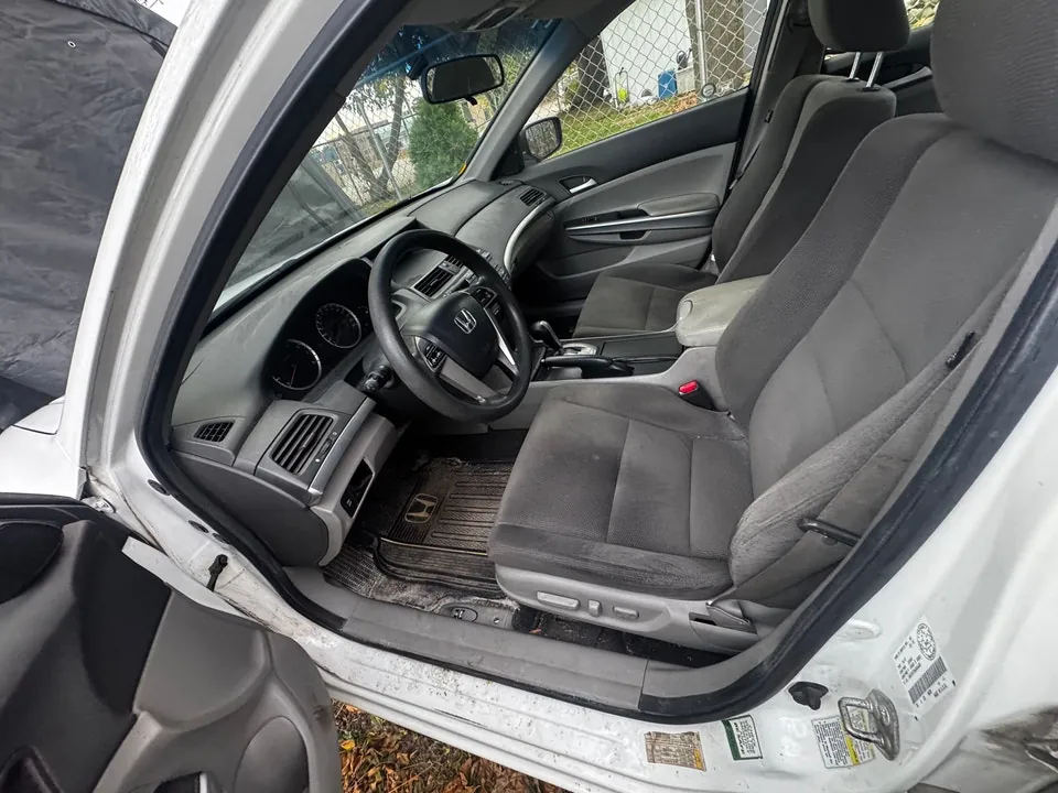 Honda Accord 2010 photo 5
