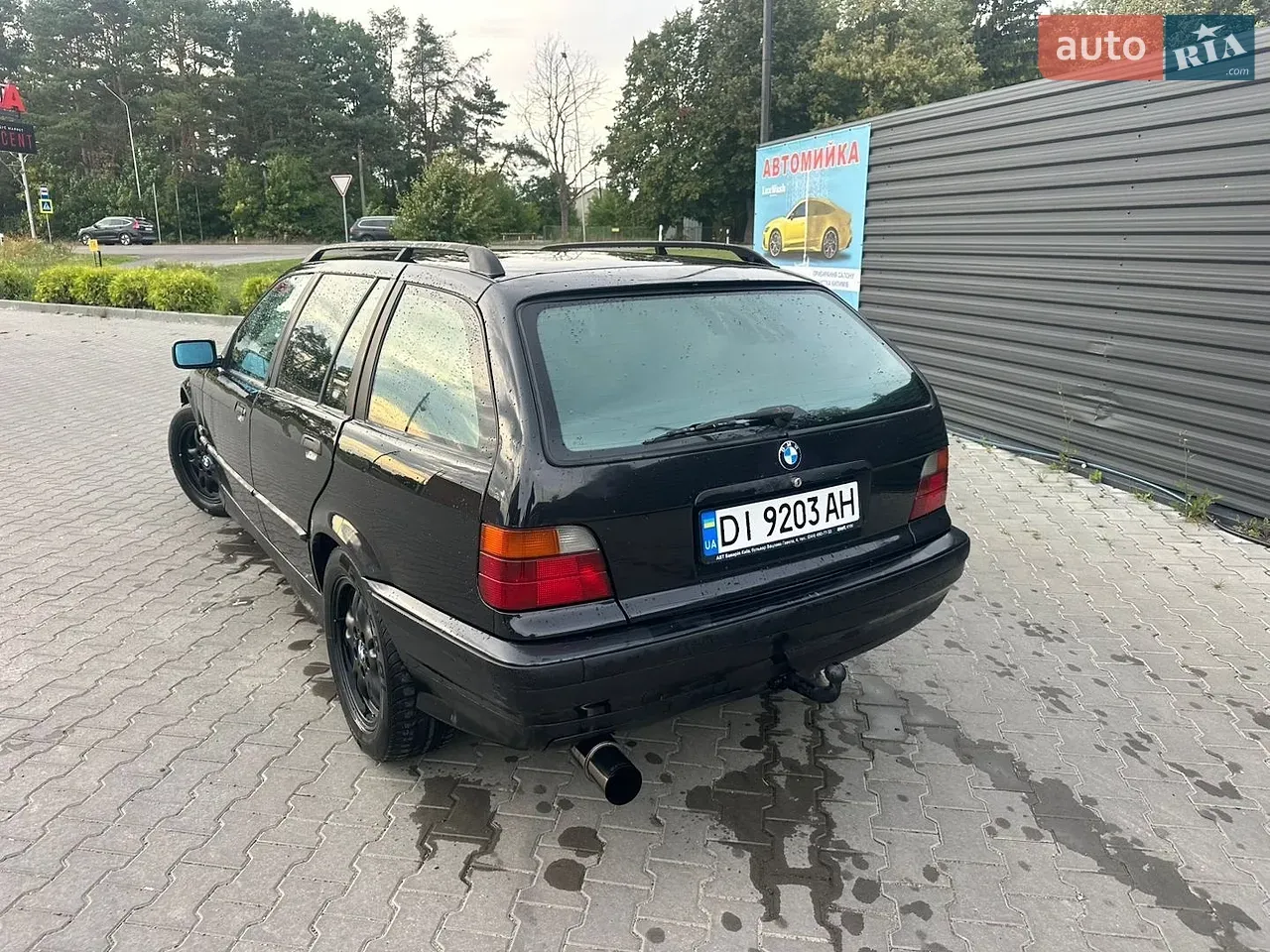 BMW 3 Series 1995 photo 4