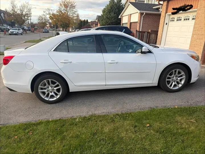 Chevrolet Malibu 2015 photo 2