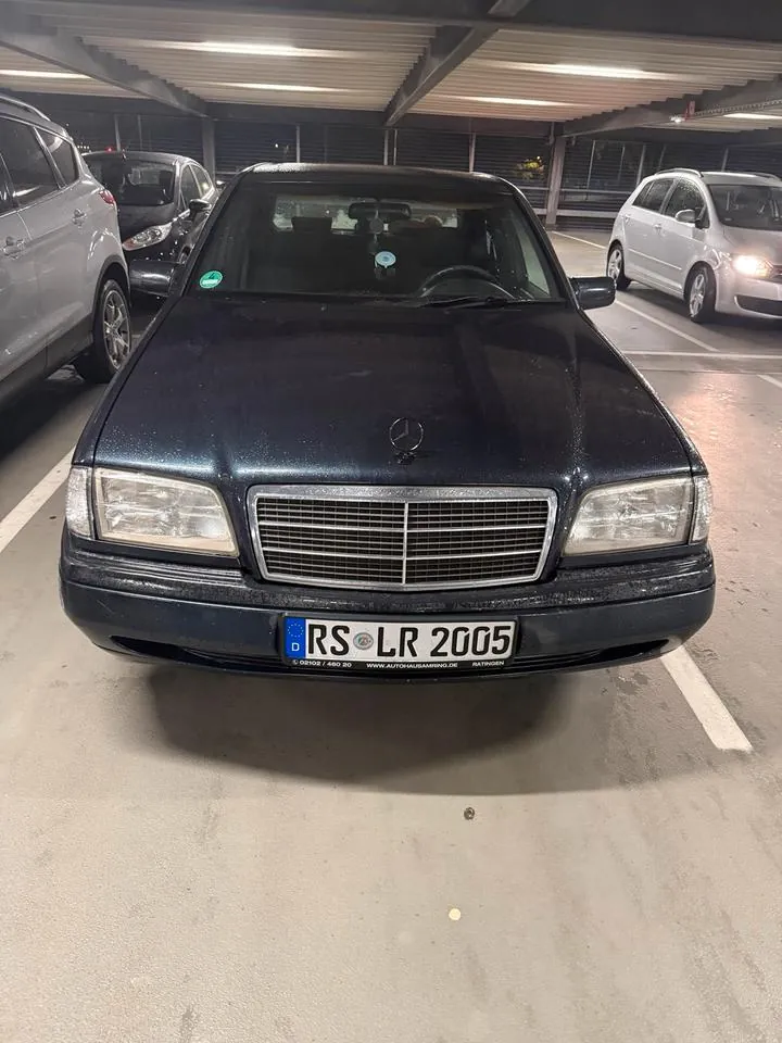 Mercedes-Benz W202