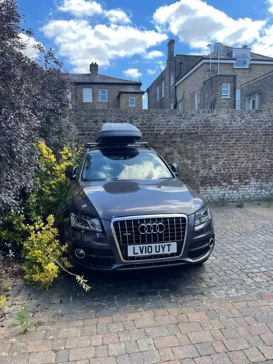 Audi Q5 2010 photo 4