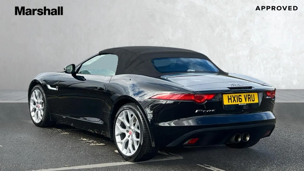 Jaguar F-Type 2016 photo 2