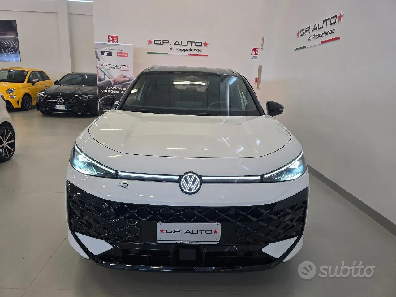 Volkswagen T-Roc 2026 photo 2