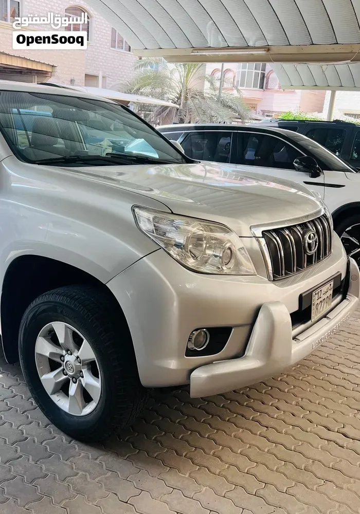 Toyota Prado 2012 photo 3